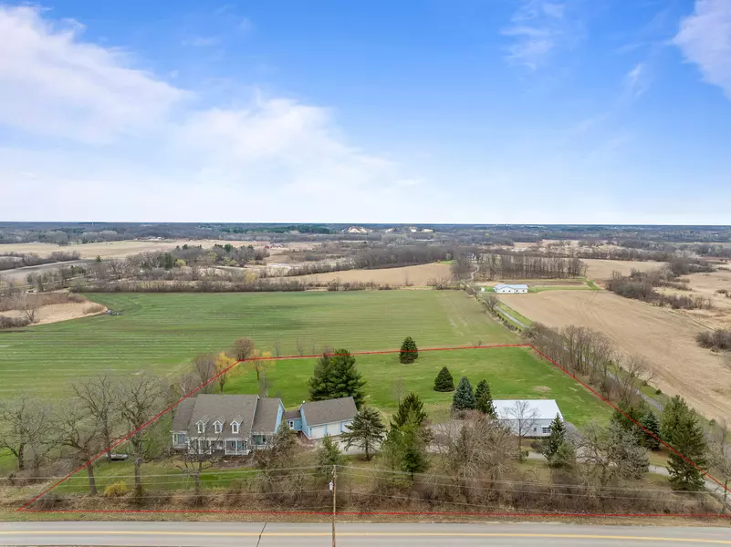 6659 Buckby RD, Lake Geneva, WI 53147