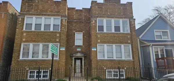 941-943 N Laramie AVE, Chicago, IL 60651