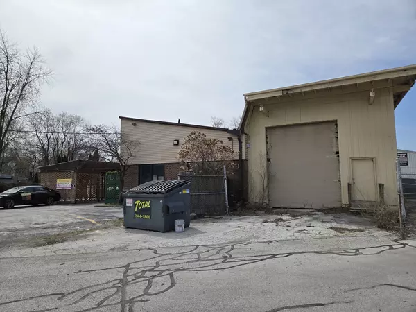 Lansing, IL 60438,18418 Wentworth AVE #1