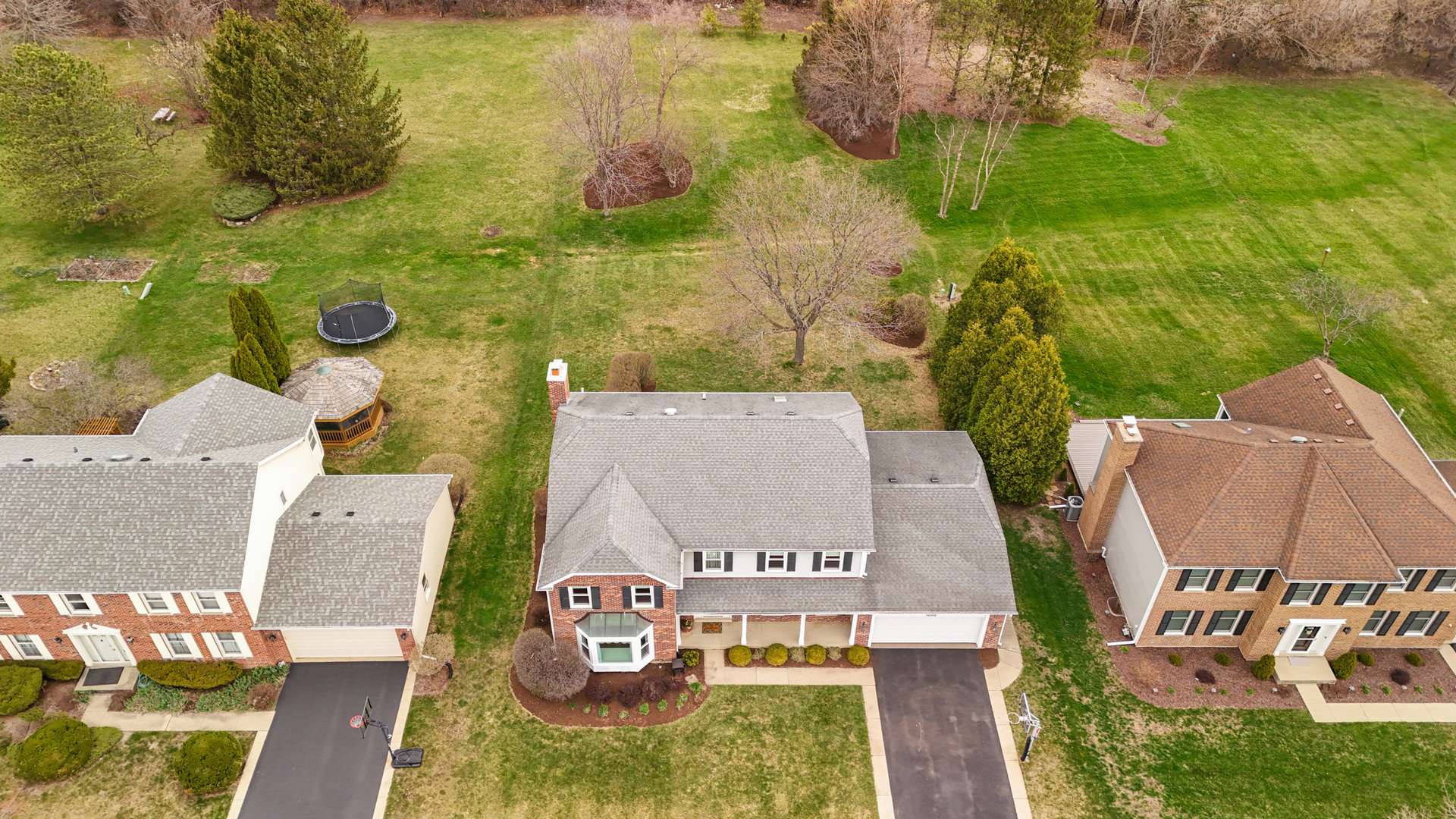 Hoffman Estates, IL 60010,1000 Ponderosa LN