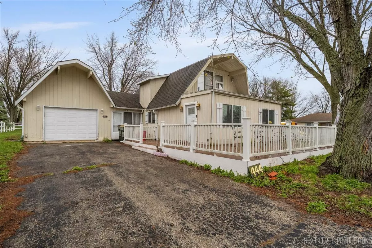 Somonauk, IL 60552,444 Holiday DR