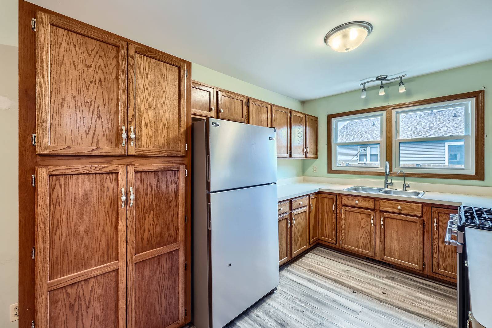 Montgomery, IL 60538,314 Watkins ST