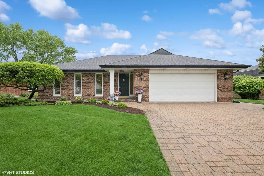 1115 S Vail AVE, Arlington Heights, IL 60005