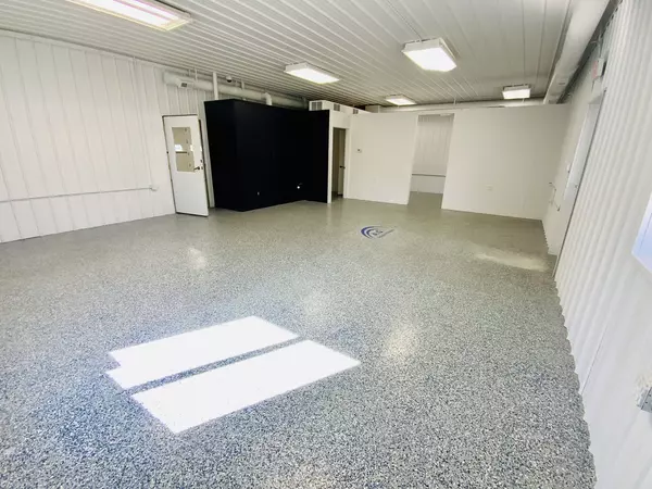 Oglesby, IL 61348,323 E Walnut ST