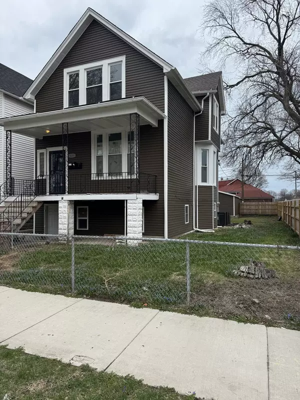 8155 S Kenwood AVE, Chicago, IL 60619