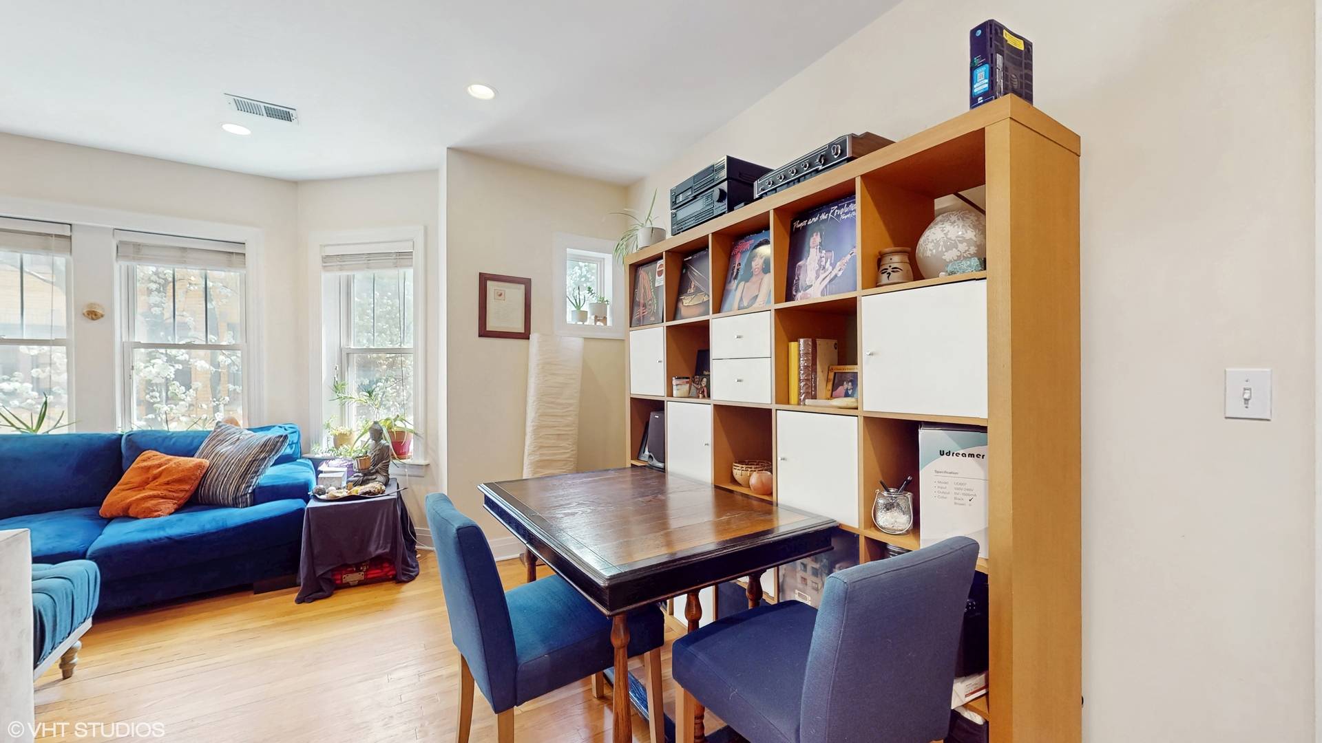 Evanston, IL 60202,719 Mulford ST #2F