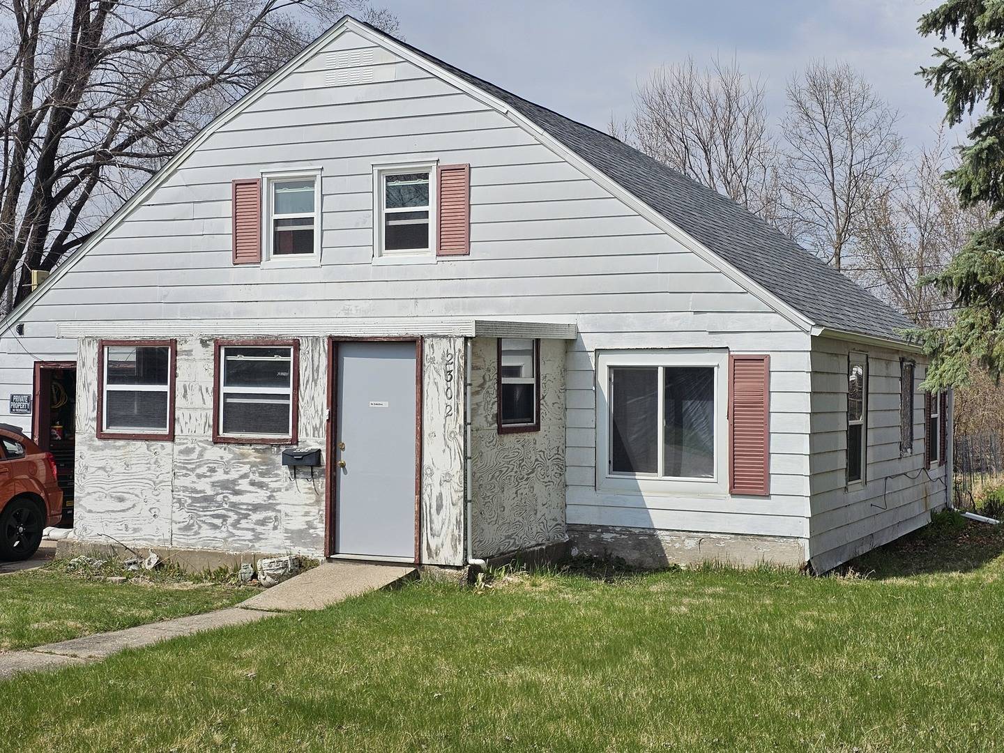 2302 Chestnut AVE, Sterling, IL 61081