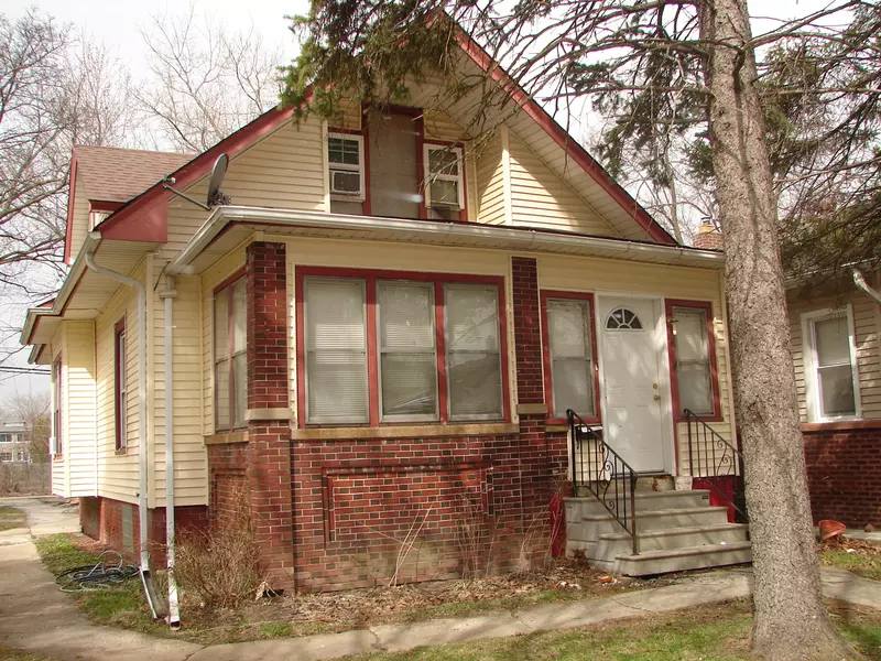 28 S Fulton AVE, Waukegan, IL 60085