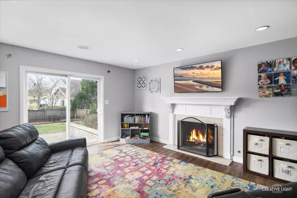Geneva, IL 60134,1452 Country Squire DR