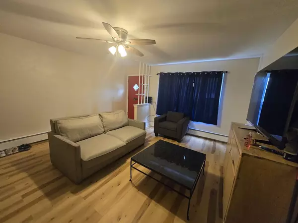 Chicago, IL 60620,643 W 80th ST