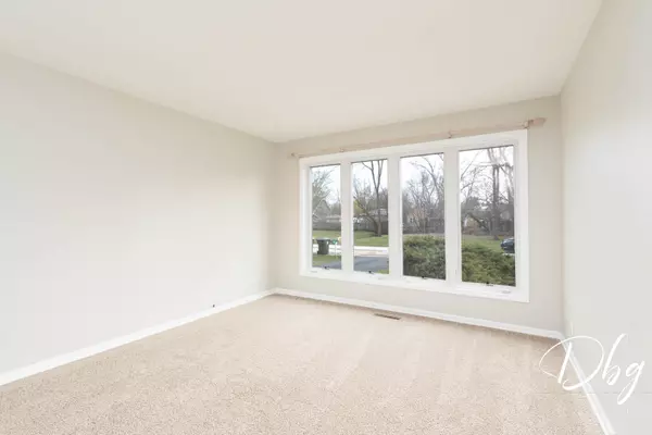 Round Lake Beach, IL 60073,608 W Pheasant CT