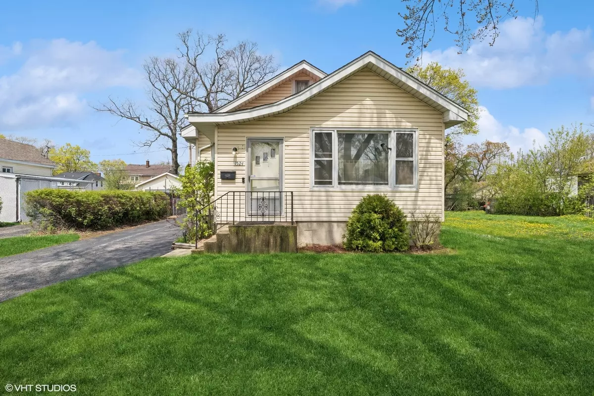 Waukegan, IL 60085,1524 Jenkinson CT