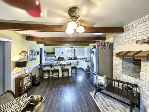 Gilman, IL 60938,614 S Thomas ST