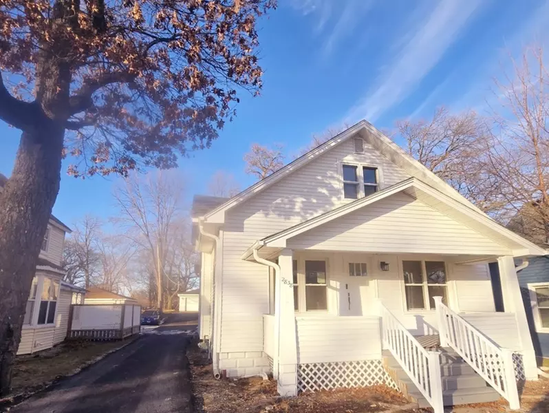 2838 Ridge RD, Lansing, IL 60438