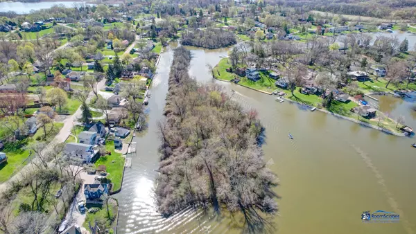 35116 N Lake Matthews TRL, Ingleside, IL 60041