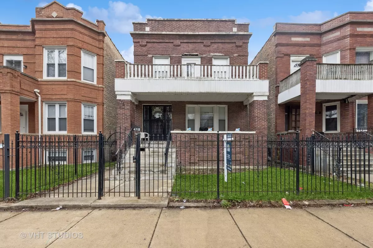 Chicago, IL 60644,4719 W Gladys AVE