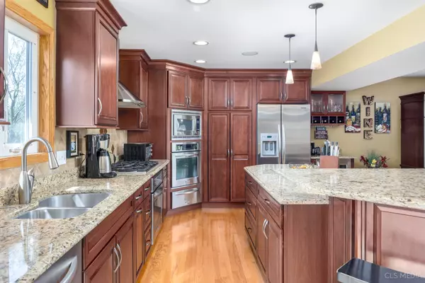 Elk Grove Village, IL 60007,1813 Longboat AVE