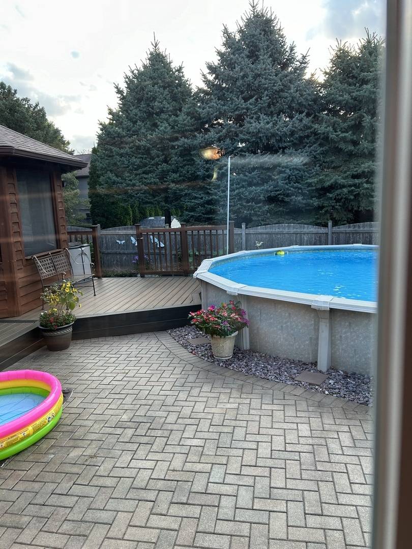 Mchenry, IL 60050,210 Veretta CT