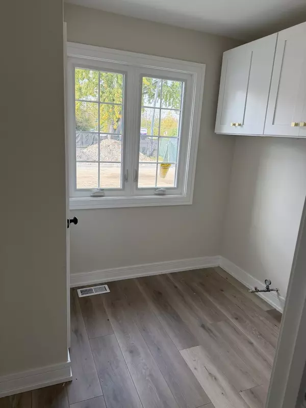 Palos Hills, IL 60465,9037 W 111 ST