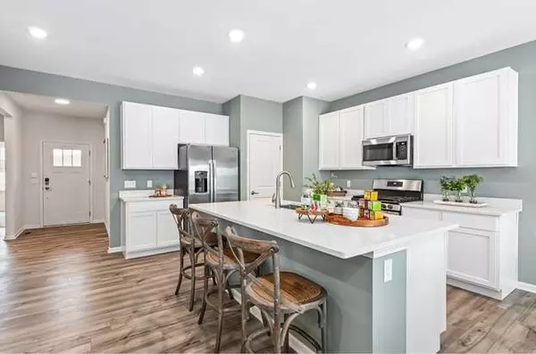 Joliet, IL 60431,7608 Honeysuckle LN