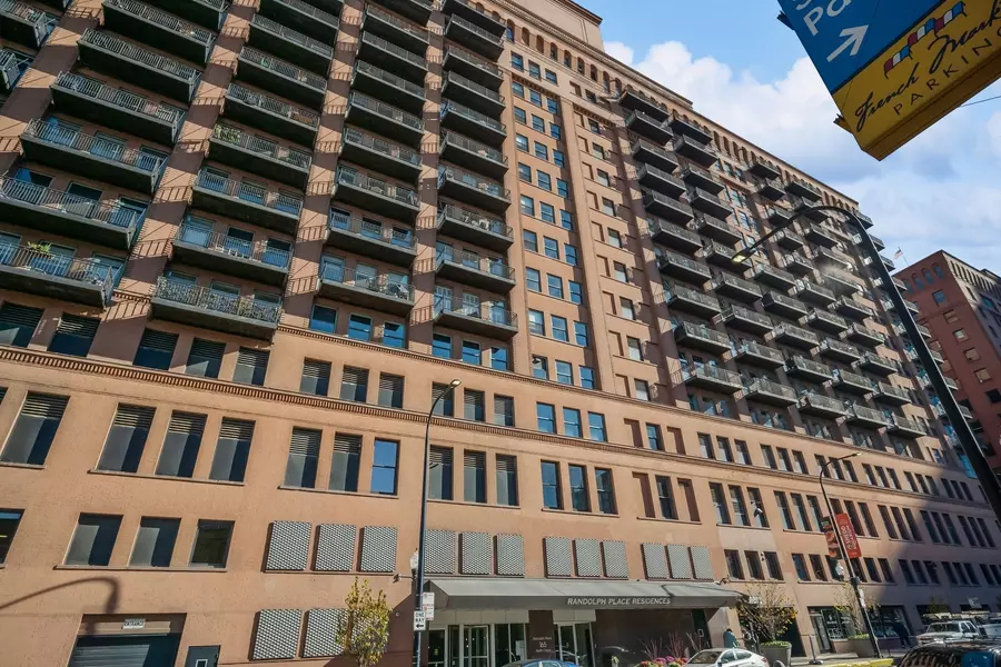 165 N Canal ST #1309, Chicago, IL 60606