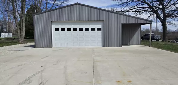 Paw Paw, IL 61353,223 Chapman ST