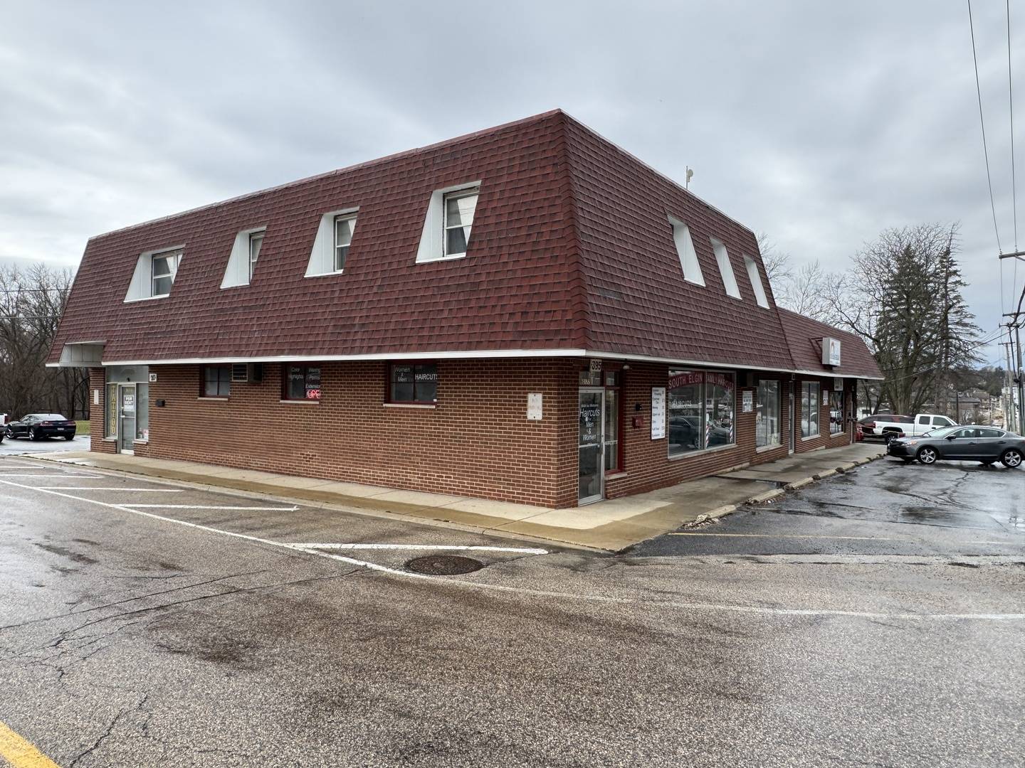 South Elgin, IL 60177,375-395 E State ST