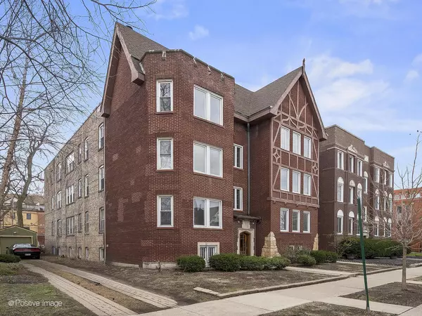 Oak Park, IL 60302,426 Wisconsin AVE #3S