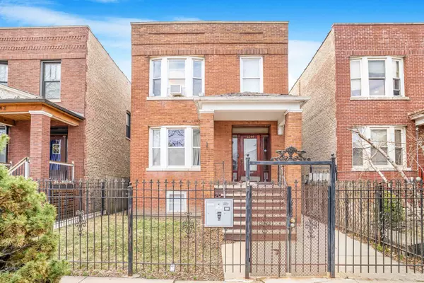 2246 N Kedvale AVE, Chicago, IL 60639