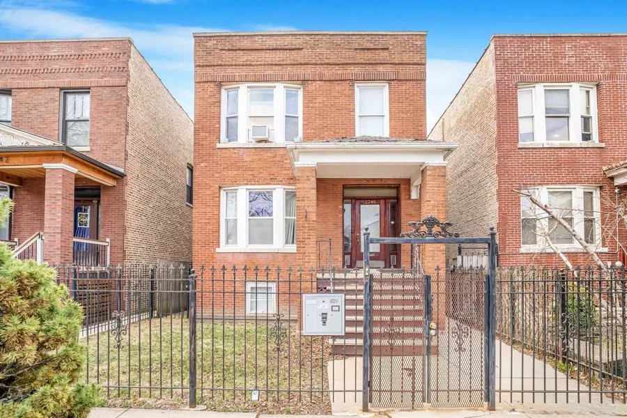 2246 N Kedvale AVE, Chicago, IL 60639