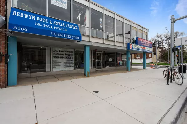 3100 Oak Park AVE, Berwyn, IL 60402