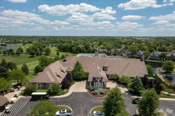Lake In The Hills, IL 60156,433 Ridge CT