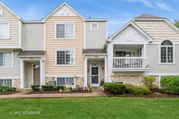 1704 Middlebury DR #1704, Aurora, IL 60503