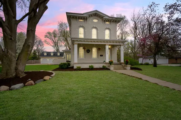 Normal, IL 61761,1005 Hovey AVE