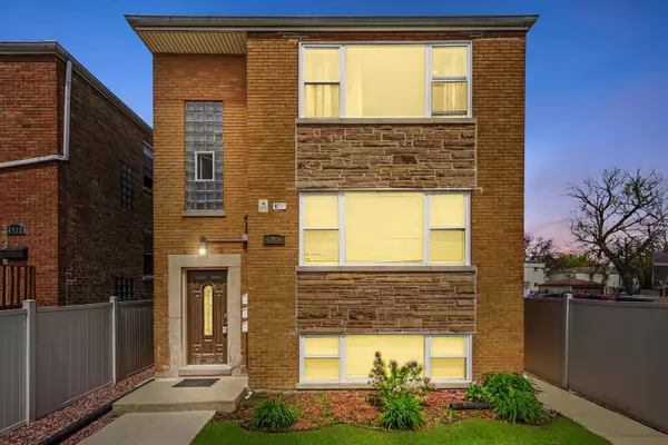 4906 W Arthington ST, Chicago, IL 60644