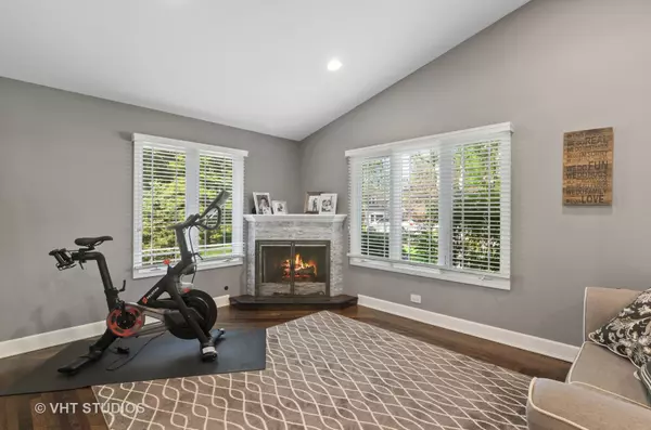 Highland Park, IL 60035,430 Ellridge CIR