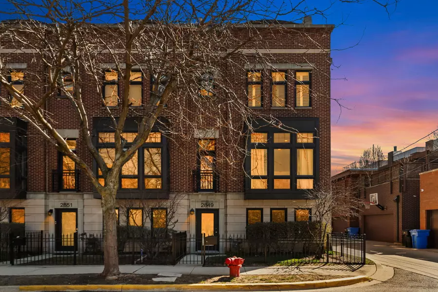 2849 N Hermitage AVE #24, Chicago, IL 60657
