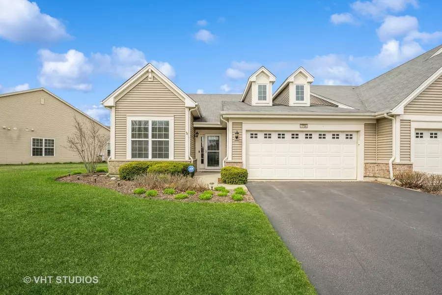 1758 Kelley LN, Pingree Grove, IL 60140