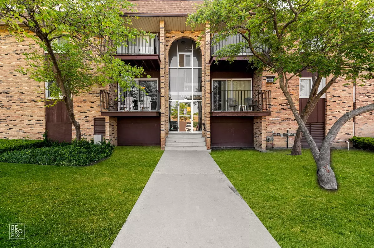 Hoffman Estates, IL 60169,1185 HIGGINS QUARTERS DR #306