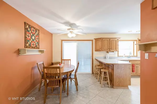 Chicago Heights, IL 60411,482 Longwood CT