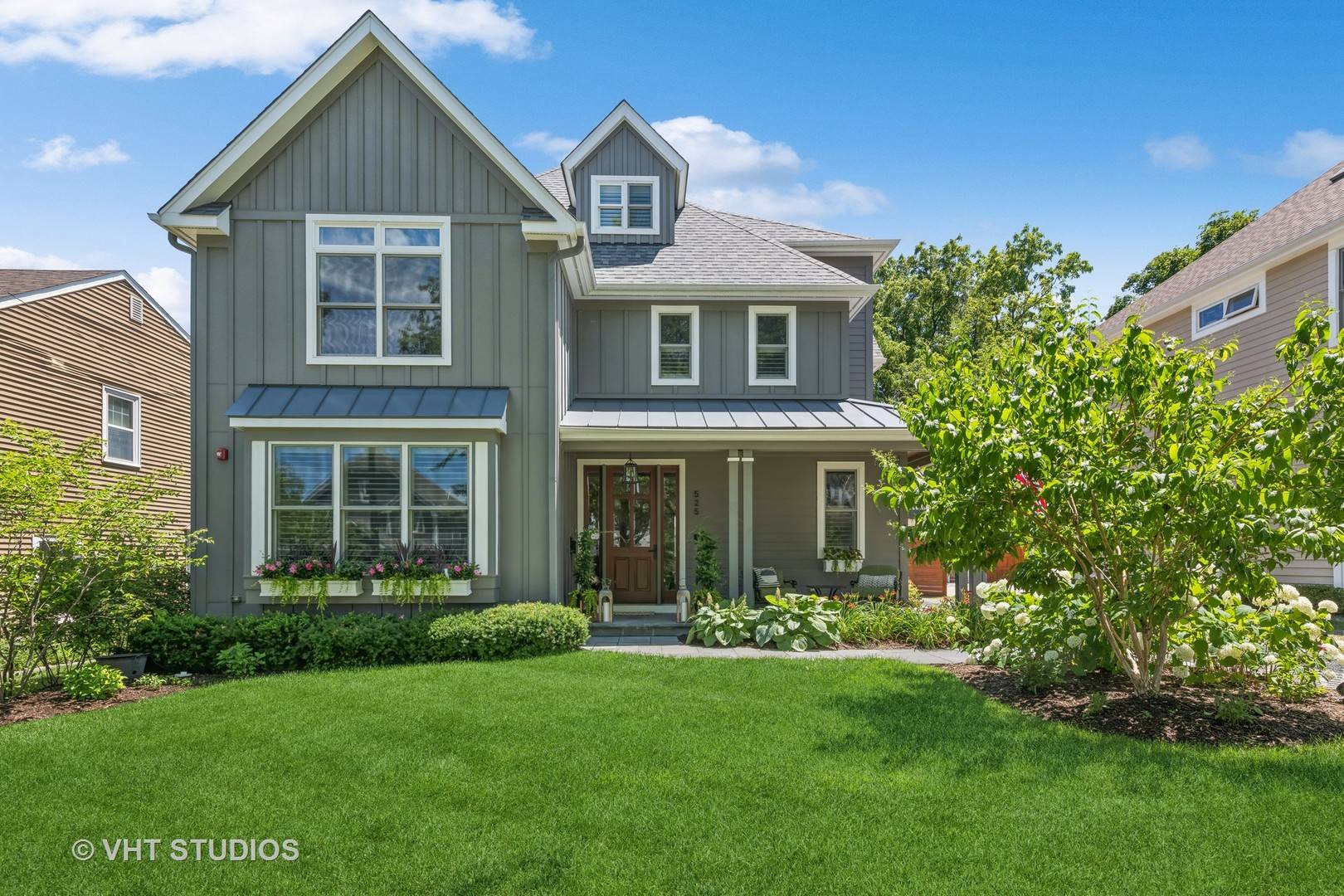 525 S Division ST, Barrington, IL 60010