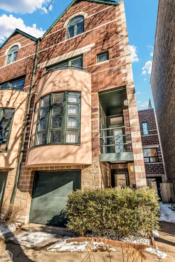 Chicago, IL 60615,5423 S Kenwood AVE