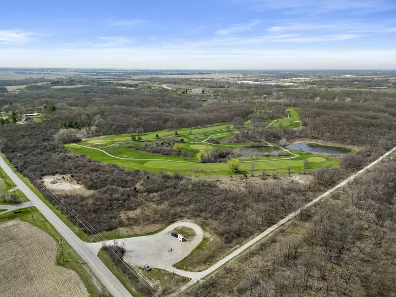 26732 S Balmoral Woods DR, Crete, IL 60417