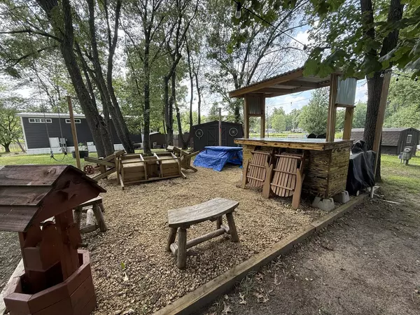 Sublette, IL 61367,5-464 Woodhaven Lakes