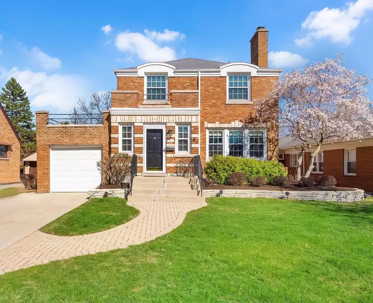 805 N Catherine AVE, La Grange Park, IL 60526