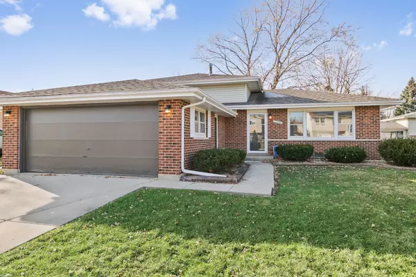 20024 Orchard AVE, Lynwood, IL 60411