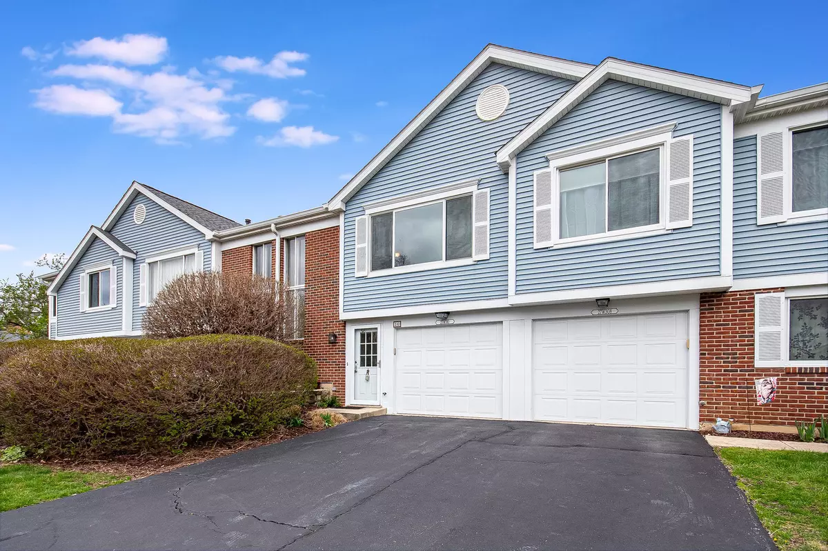 Winfield, IL 60190,27W310 Melrose LN