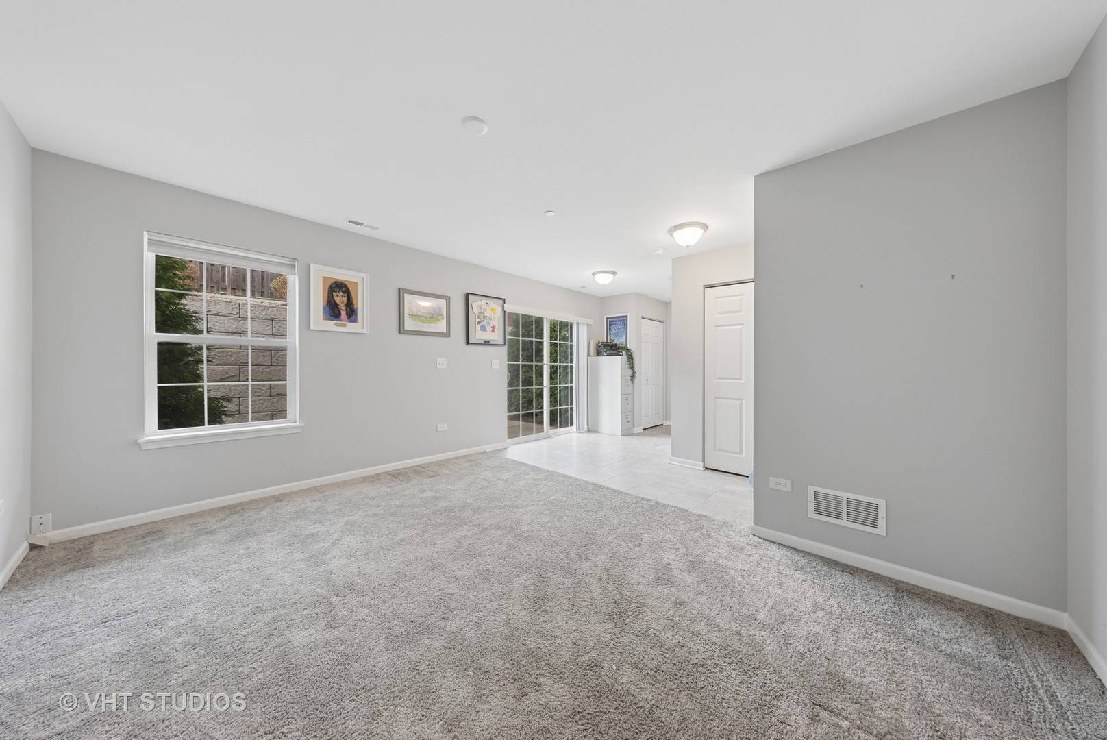 Woodridge, IL 60517,2504 Huntleigh LN #804