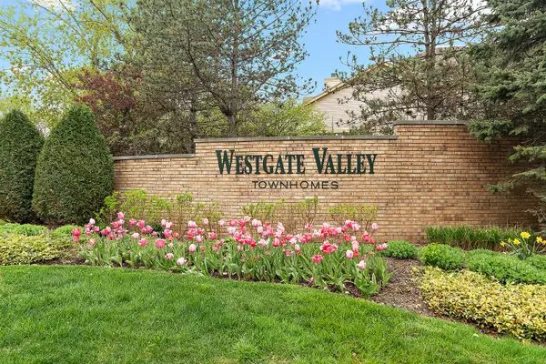 Palos Heights, IL 60463,2106 Medinah CT #B