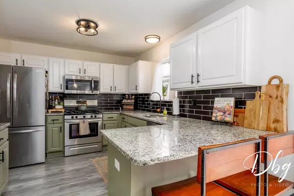 Round Lake, IL 60073,254 Spring Valley WAY